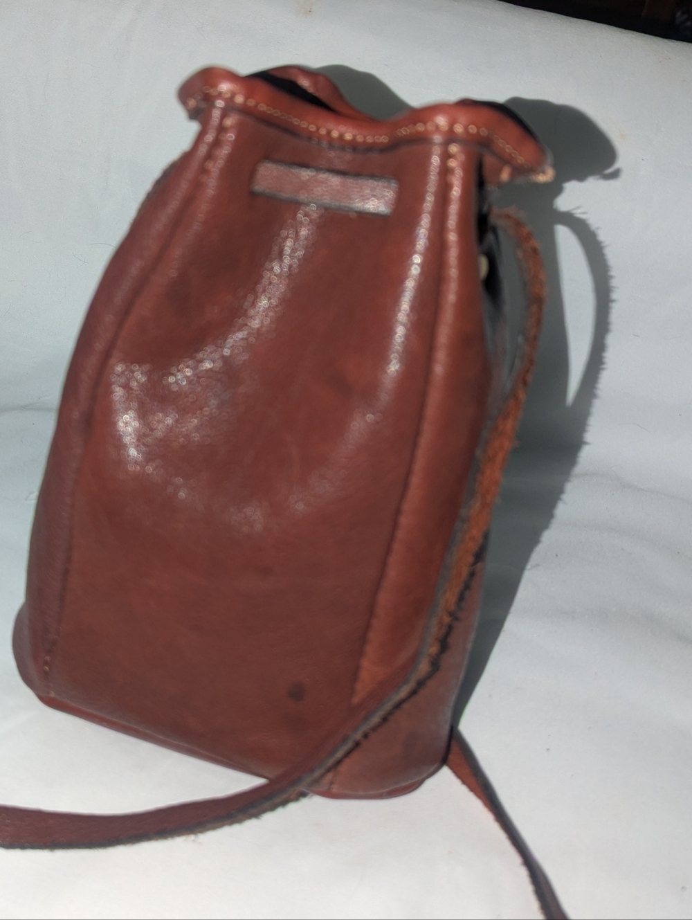 Vintage Tory Leather Co. Brown Leather Drawstring Crossbody Bucket Bag - Picture 2 of 9
